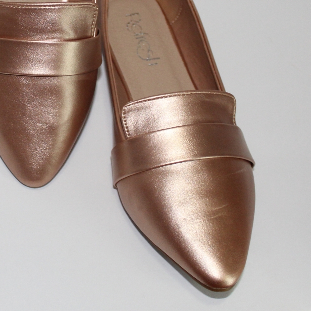 🎉HP🎉👡ROSE GOLD 💕🛍 FLATS - Picture 4 of 4